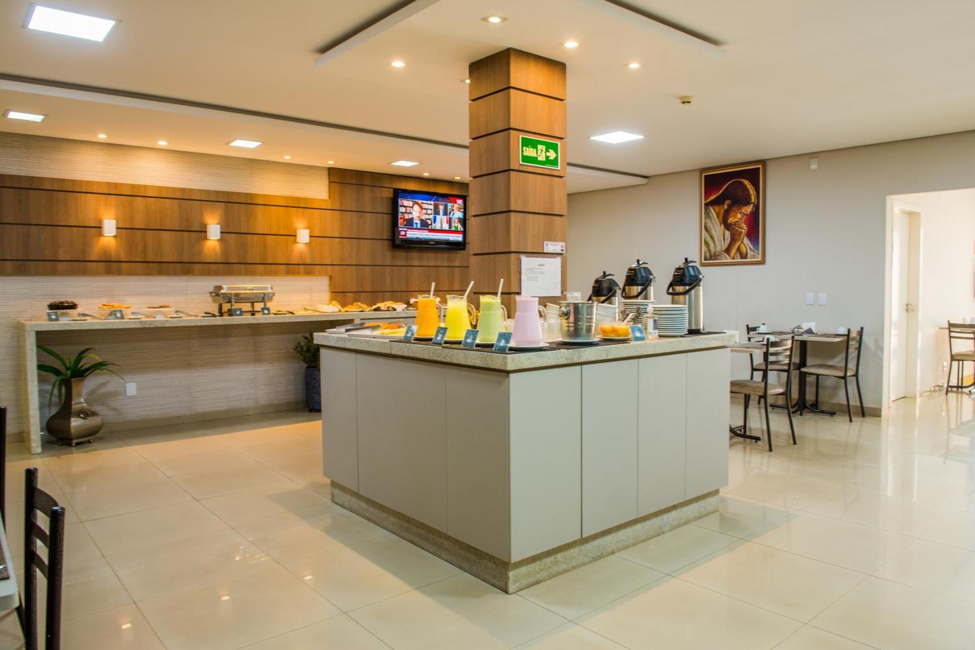 Hotel Trevo Cascavel Buitenkant foto