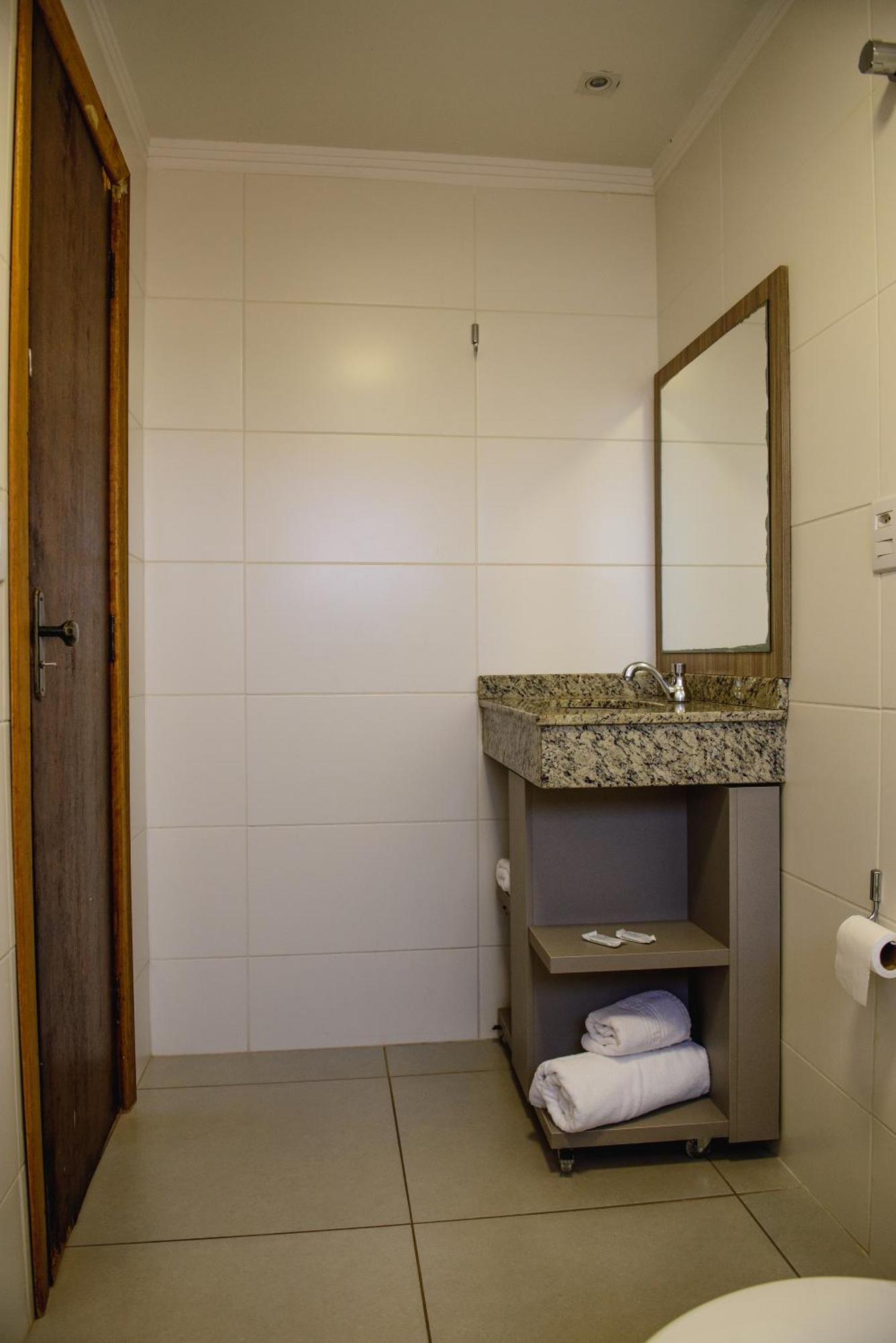 Hotel Trevo Cascavel Buitenkant foto