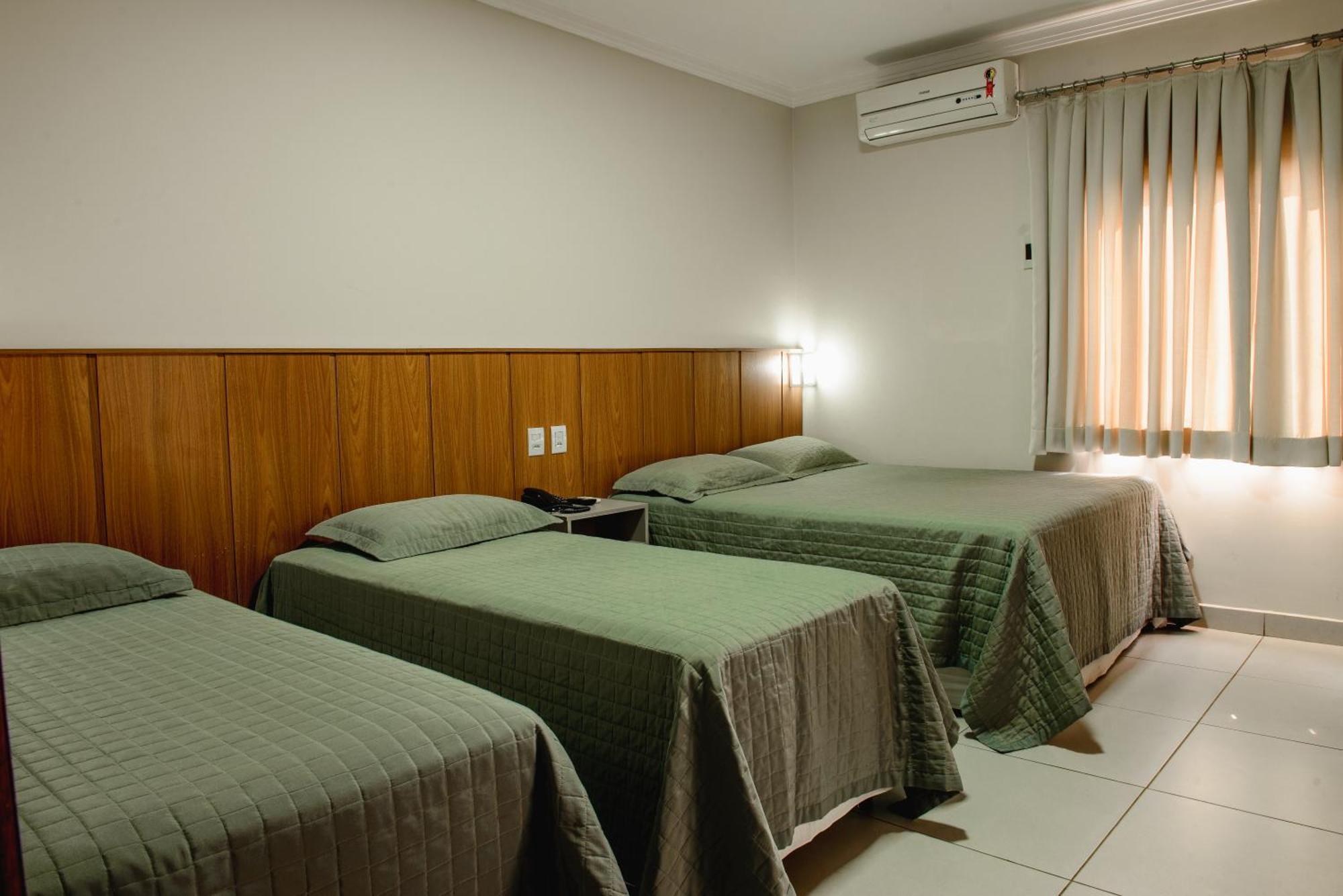 Hotel Trevo Cascavel Buitenkant foto
