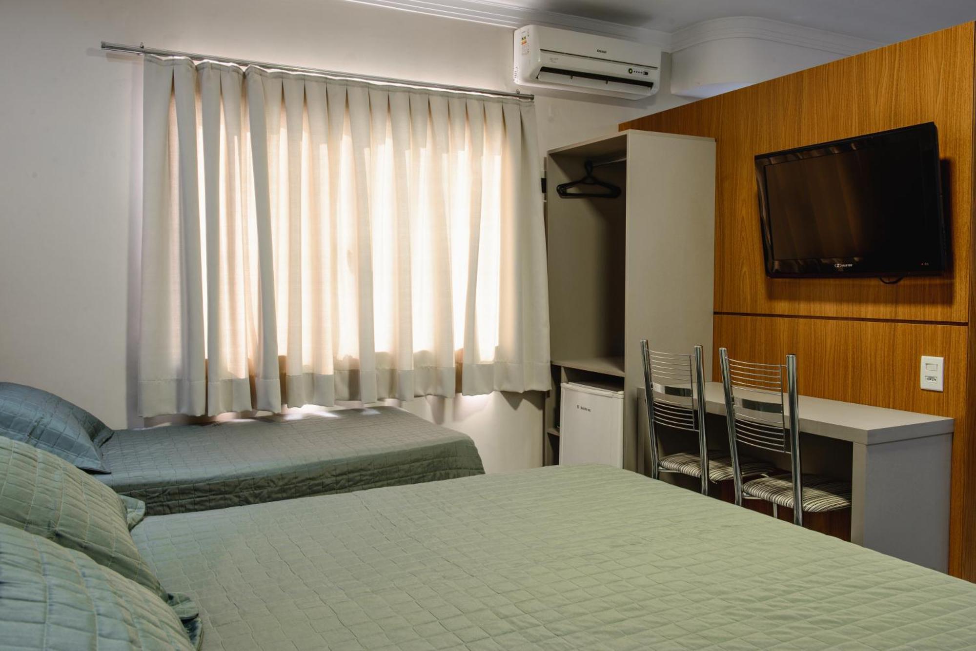 Hotel Trevo Cascavel Buitenkant foto