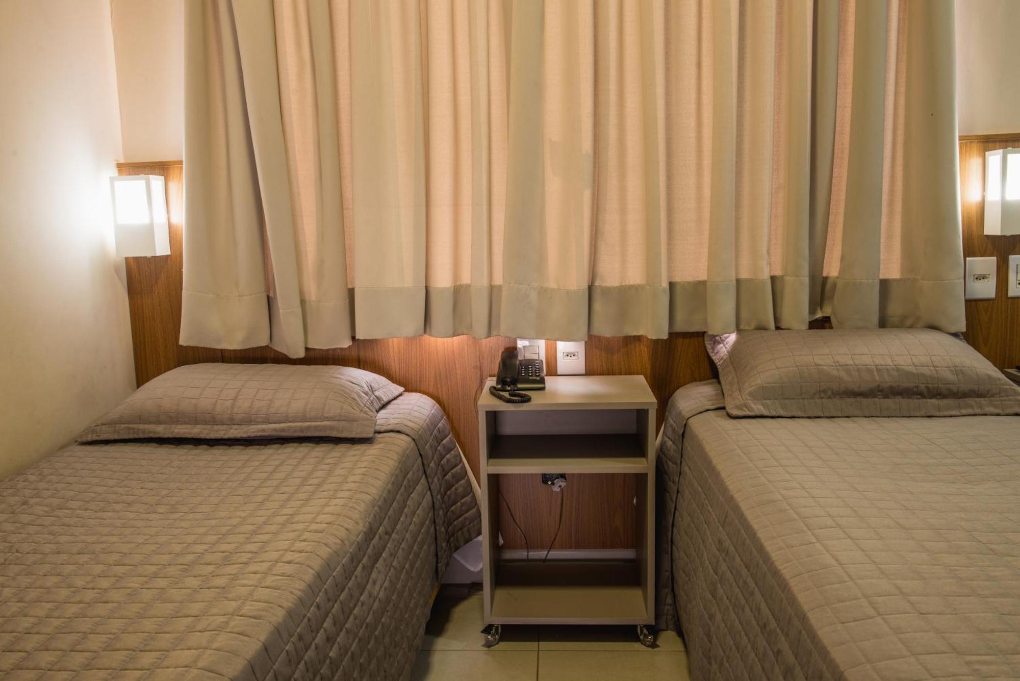 Hotel Trevo Cascavel Buitenkant foto