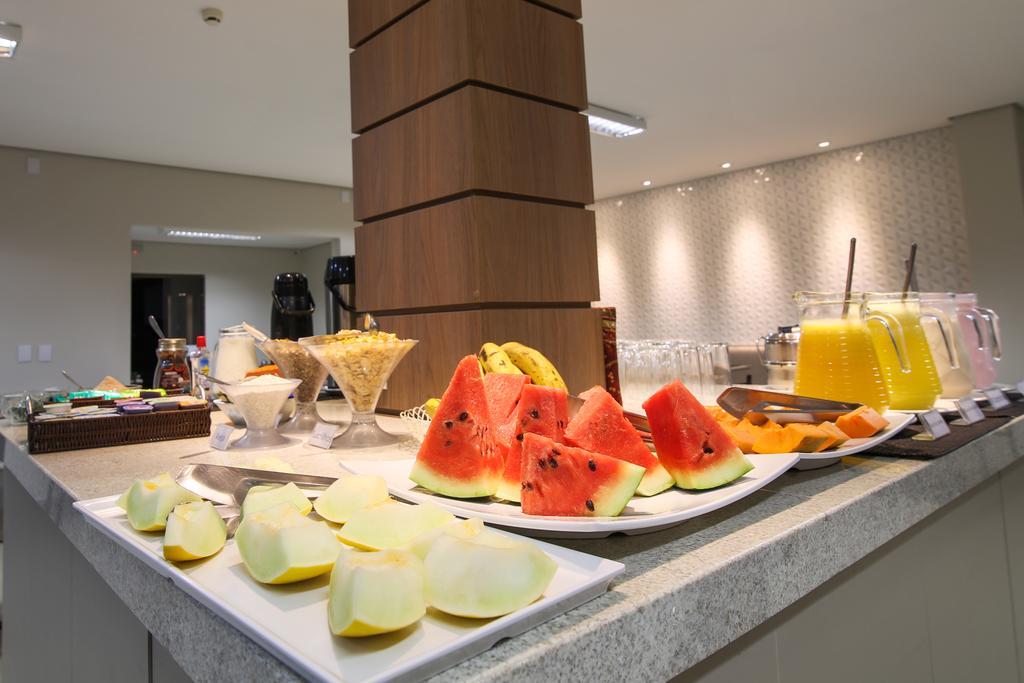 Hotel Trevo Cascavel Buitenkant foto